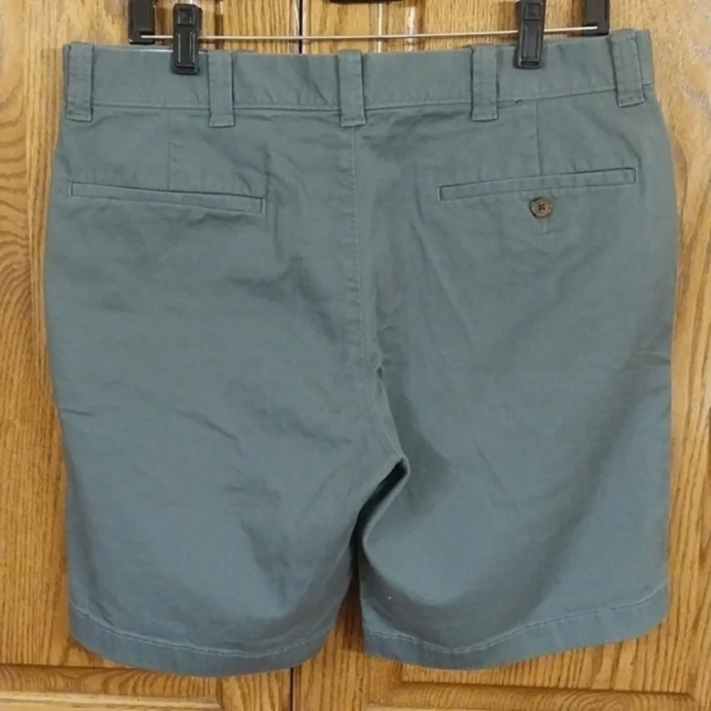 J.Crew Men's Size 33 Flat Front Chino Shorts 9